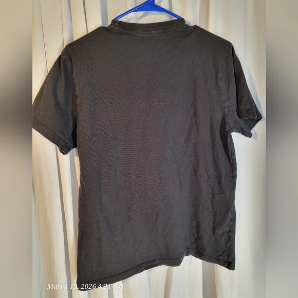 Guess Black and Gold Graphic T-Shirt - Picture 2 of 5